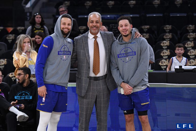 The Athletic: Steph Curry e Seth Curry têm orgulho de manter vivo o legado de seu pai, Dell, na NBA.